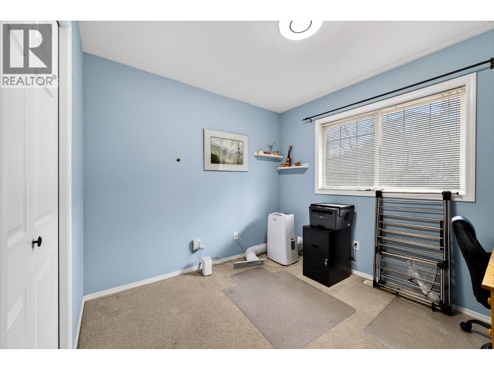726 Dunrobin Drive Unit# 1 Property Photo 15
