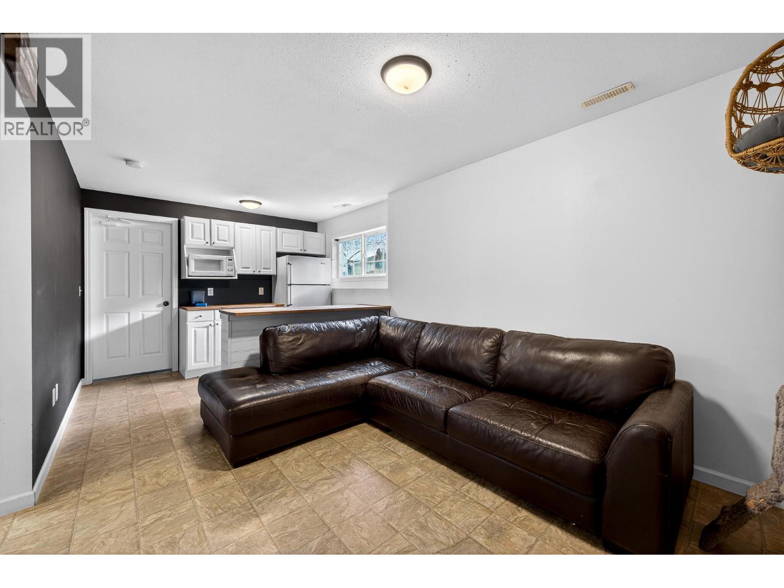 726 Dunrobin Drive Unit# 1 Property Photo 17