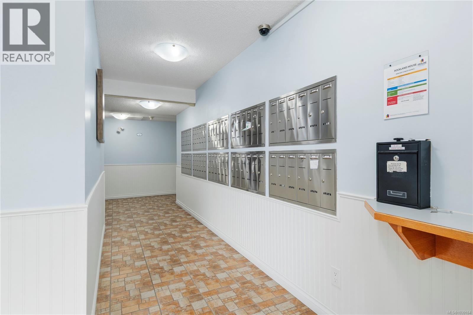 210 585 Dogwood St Property Photo 29