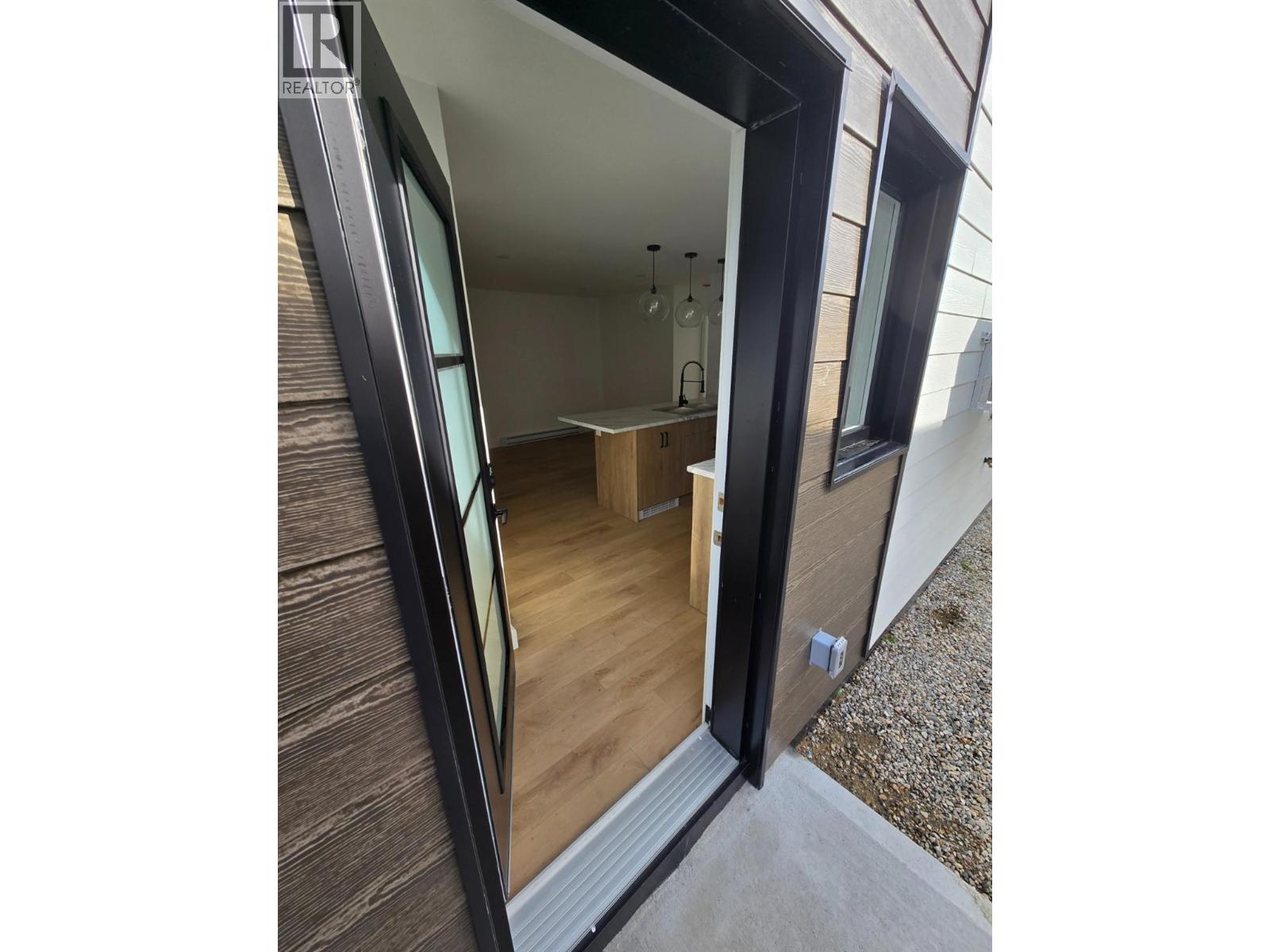 1315/1317 Third Street W Property Photo 15
