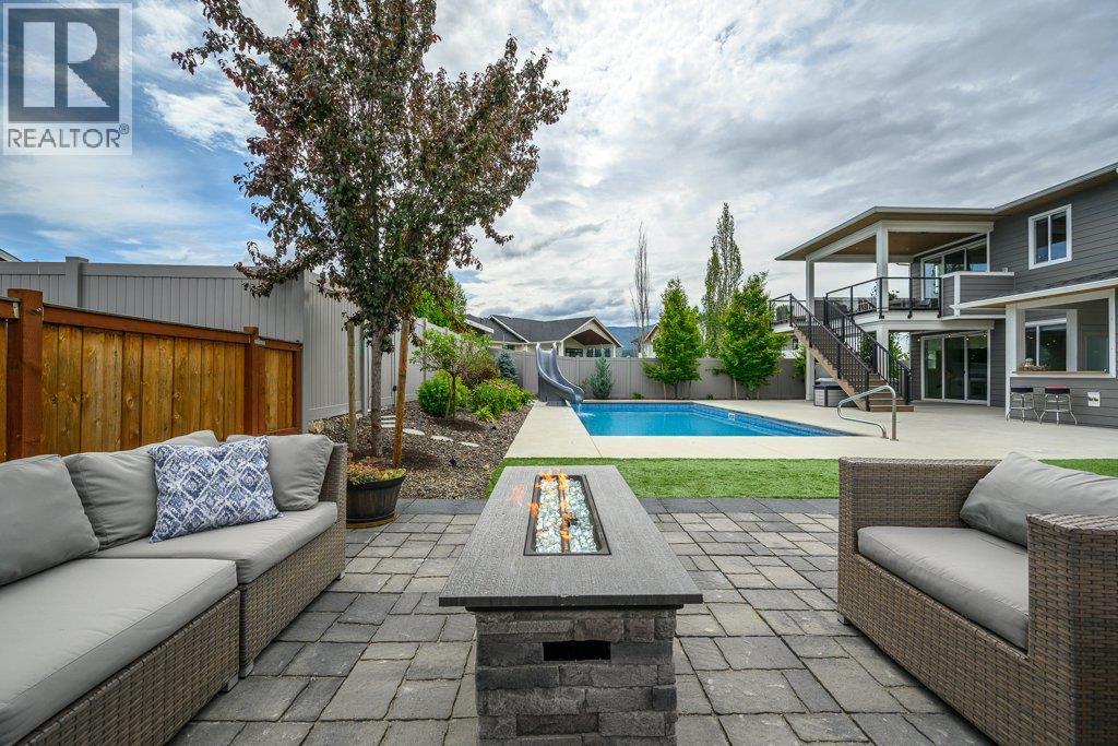 631 Mt Ida Crescent Property Photo 36