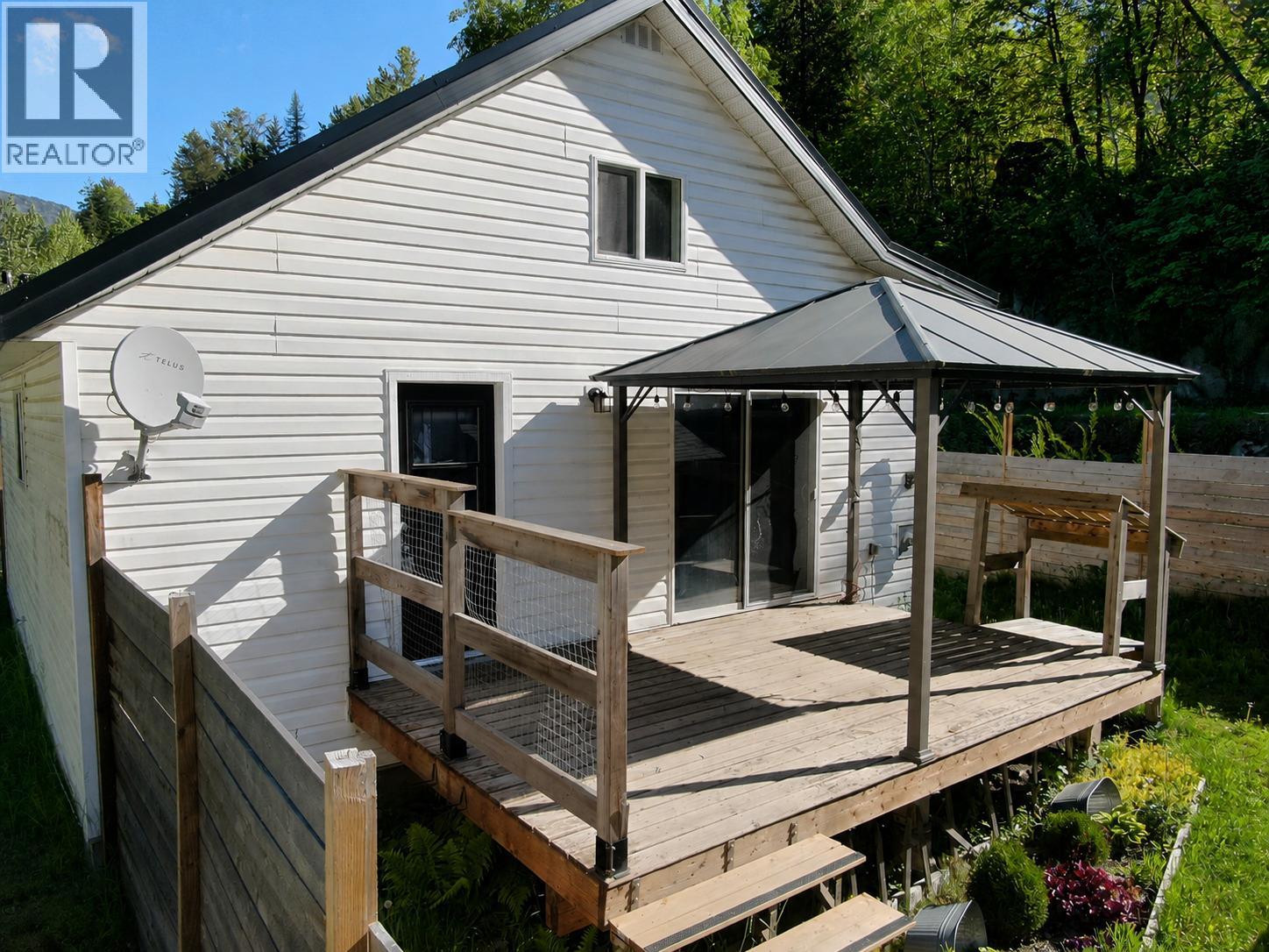 1705 PERRIER Road