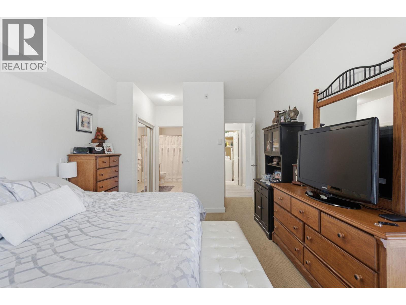 2120 Shannon Ridge Drive Unit# 214 Property Photo 20