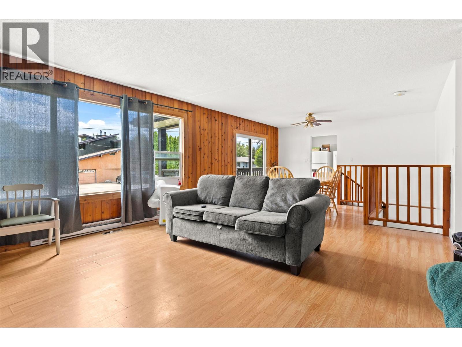 601 Barry Road Property Photo 22
