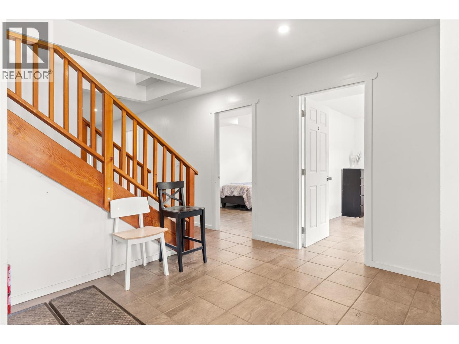 601 Barry Road Property Photo 31