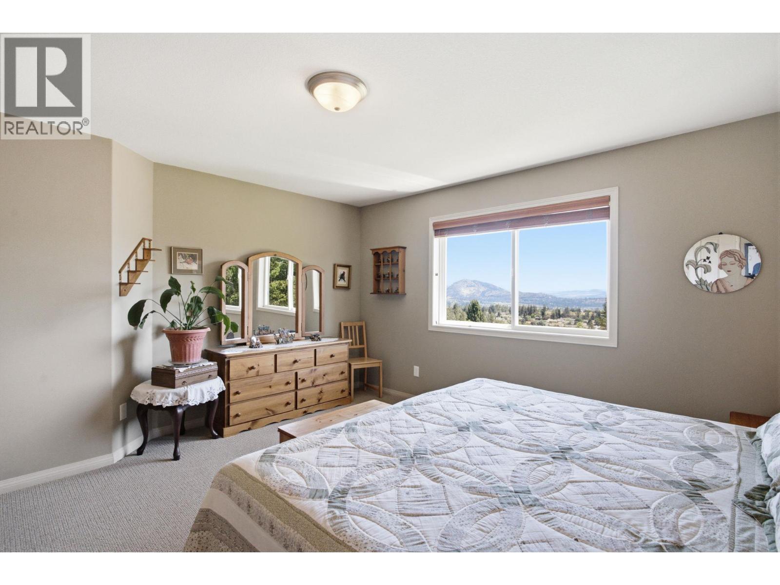 3652 Yorkton Road Property Photo 13
