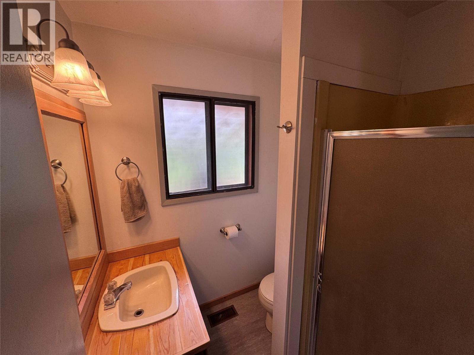 725 3 Highway Property Photo 17