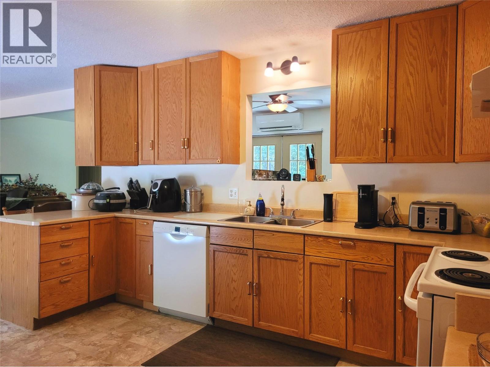 342 Schmidt Road Property Photo 4