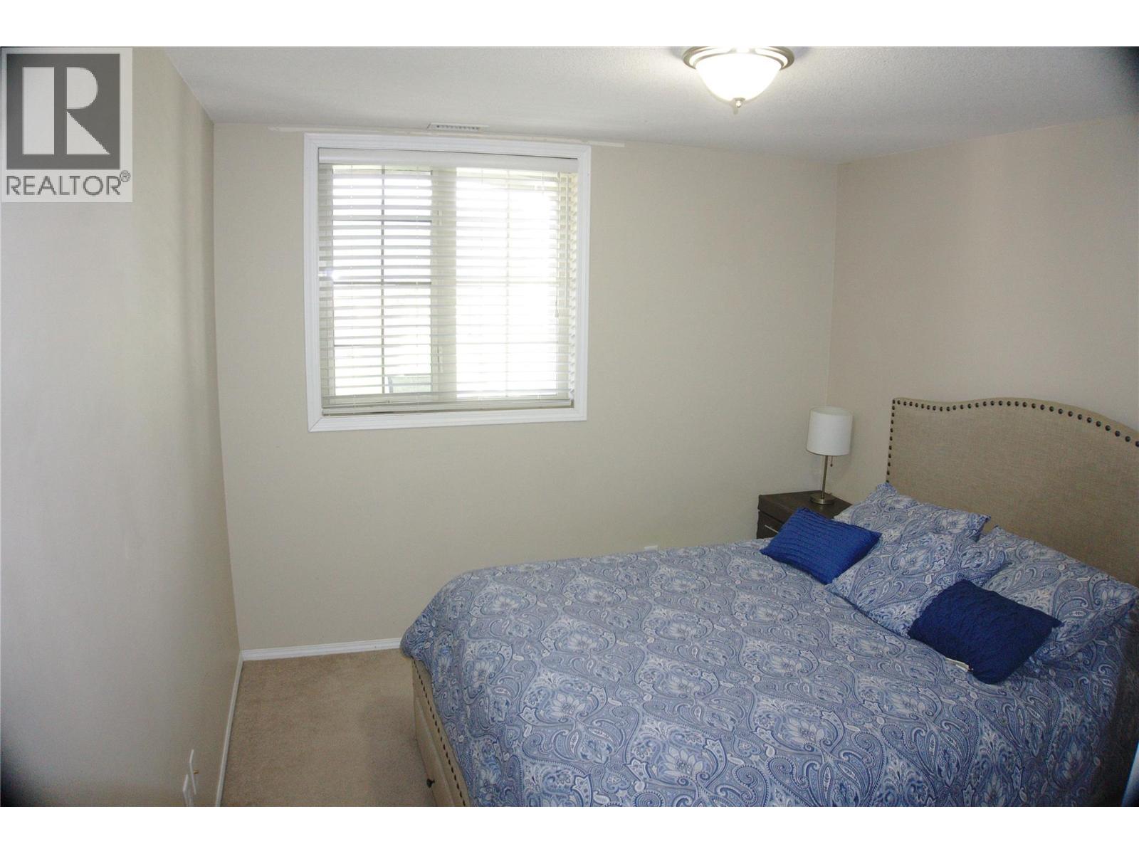 1875 Country Club Drive Unit# 1316 Property Photo 8