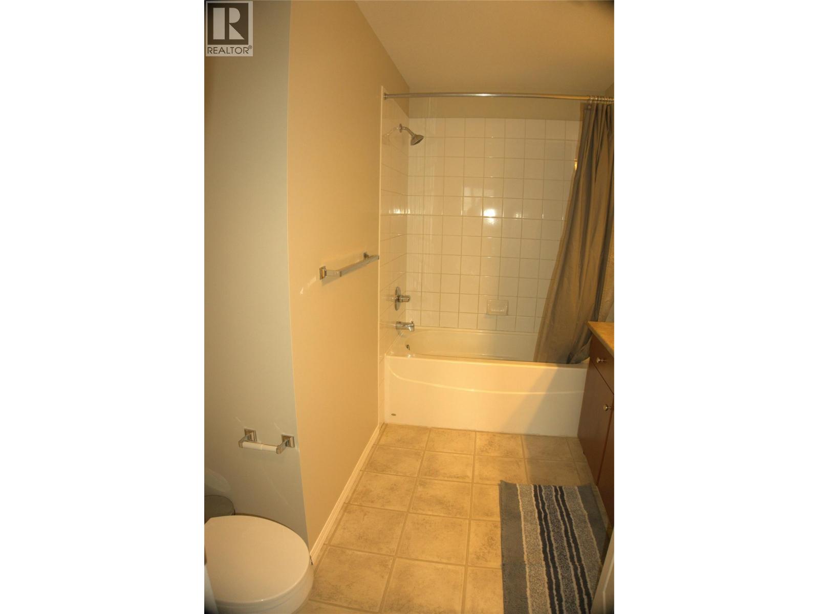 1875 Country Club Drive Unit# 1316 Property Photo 13