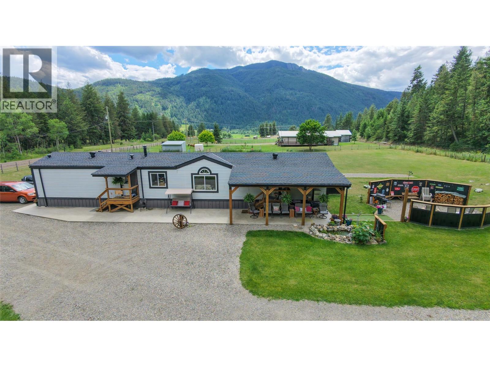 2884 Wetaskiwin Road Property Photo 1