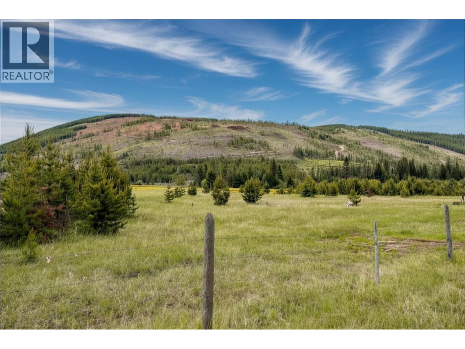 6730 Gold Creek Road Property Photo 2
