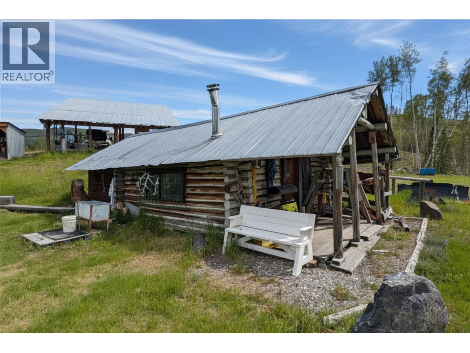 6730 Gold Creek Road Property Photo 5