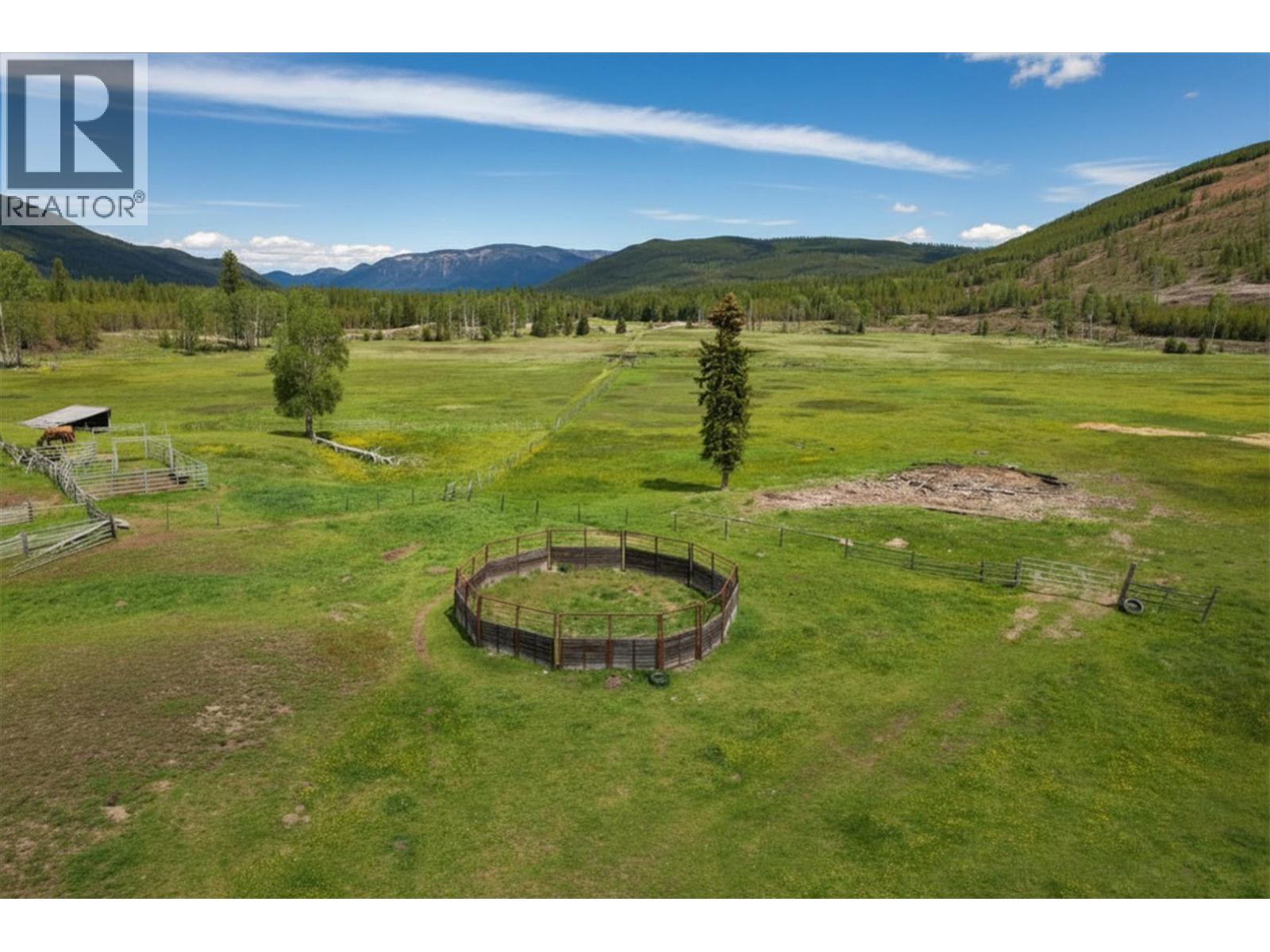 6730 Gold Creek Road Property Photo 16