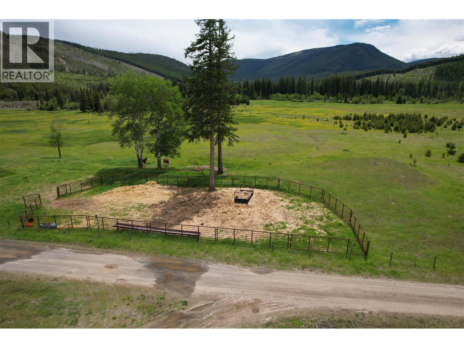 6730 Gold Creek Road Property Photo 24