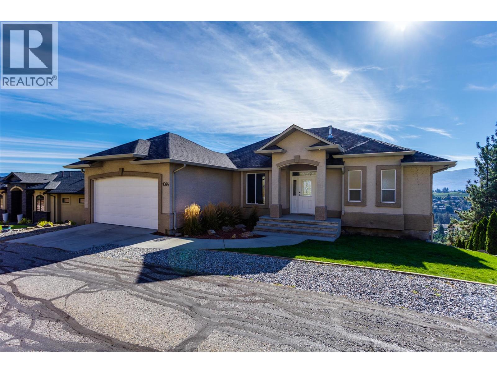 1084 Aurora Heights Property Photo 1