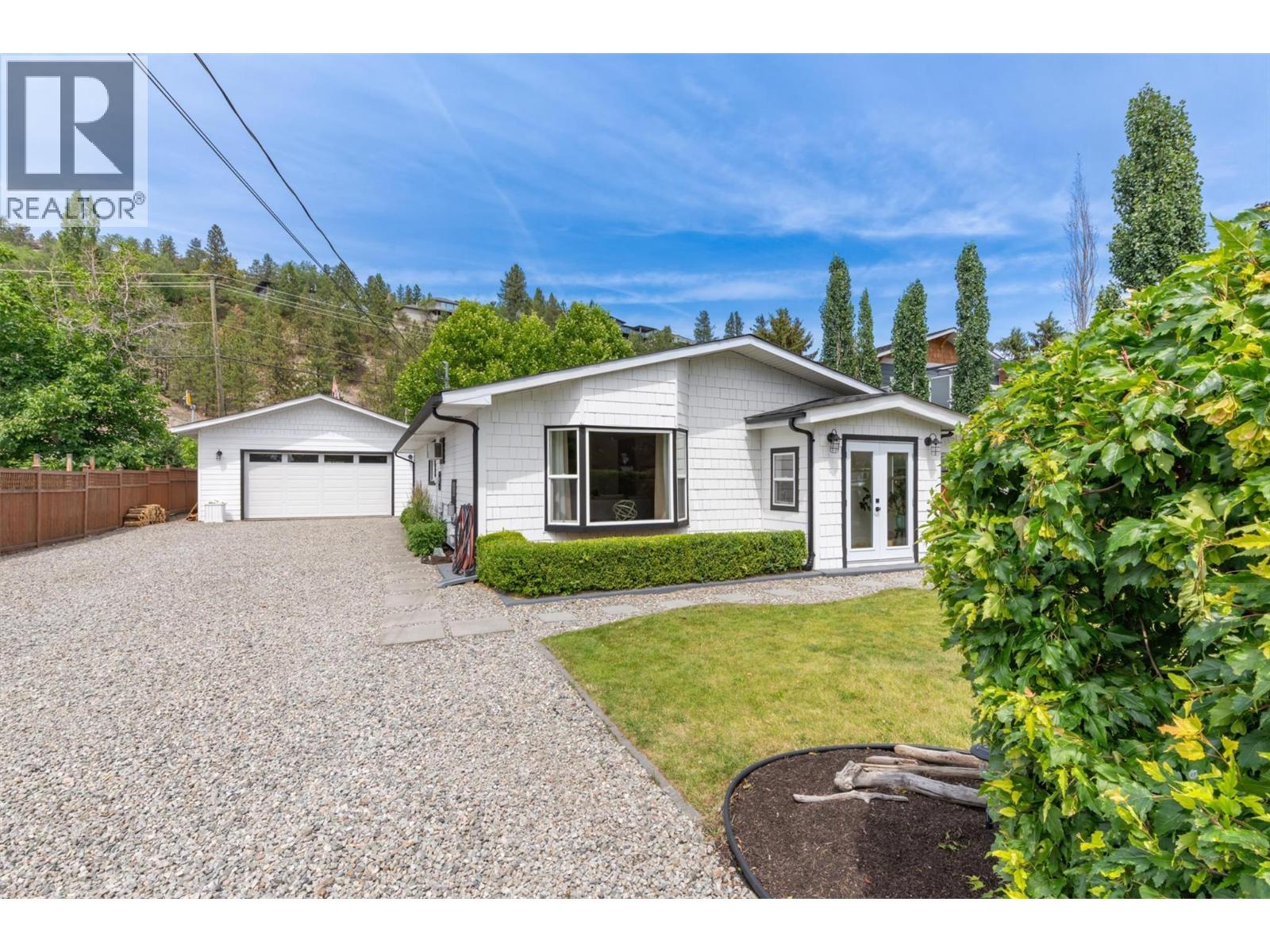 4172 San Clemente Avenue Property Photo 1