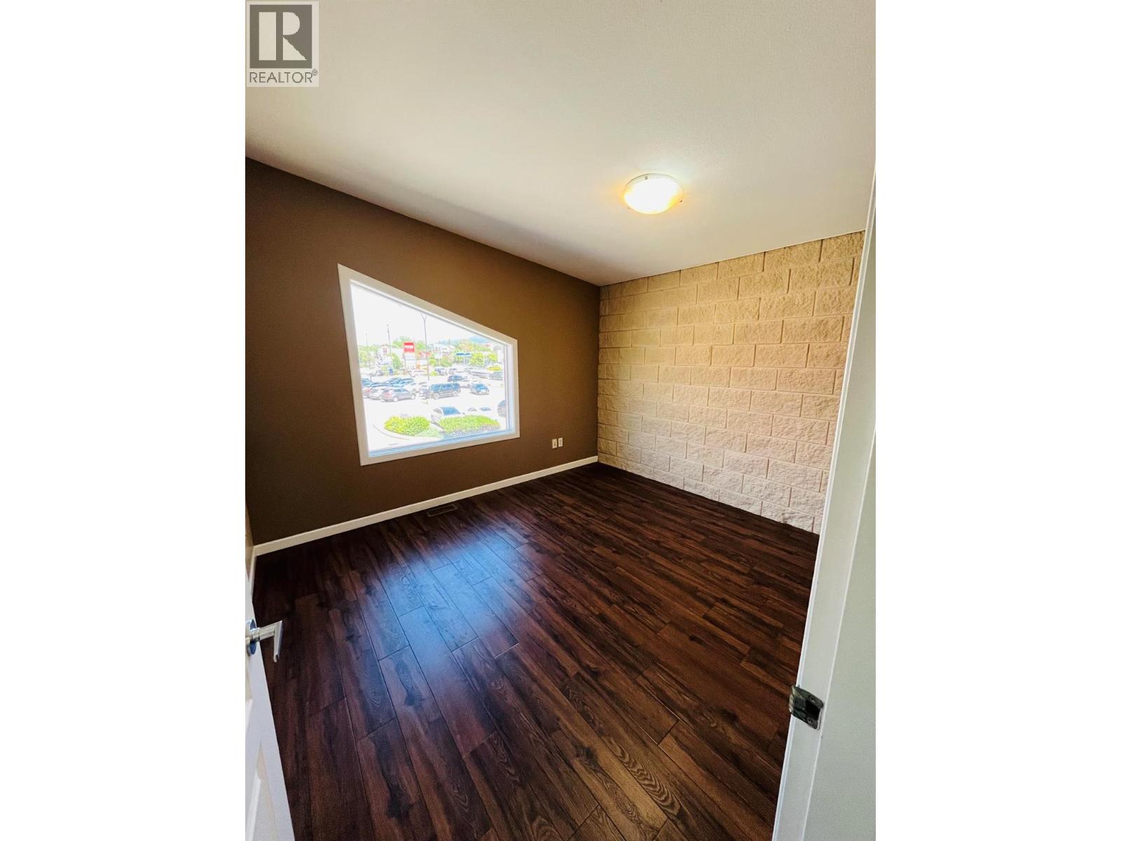 3202 32 Avenue Unit# C Property Photo 4