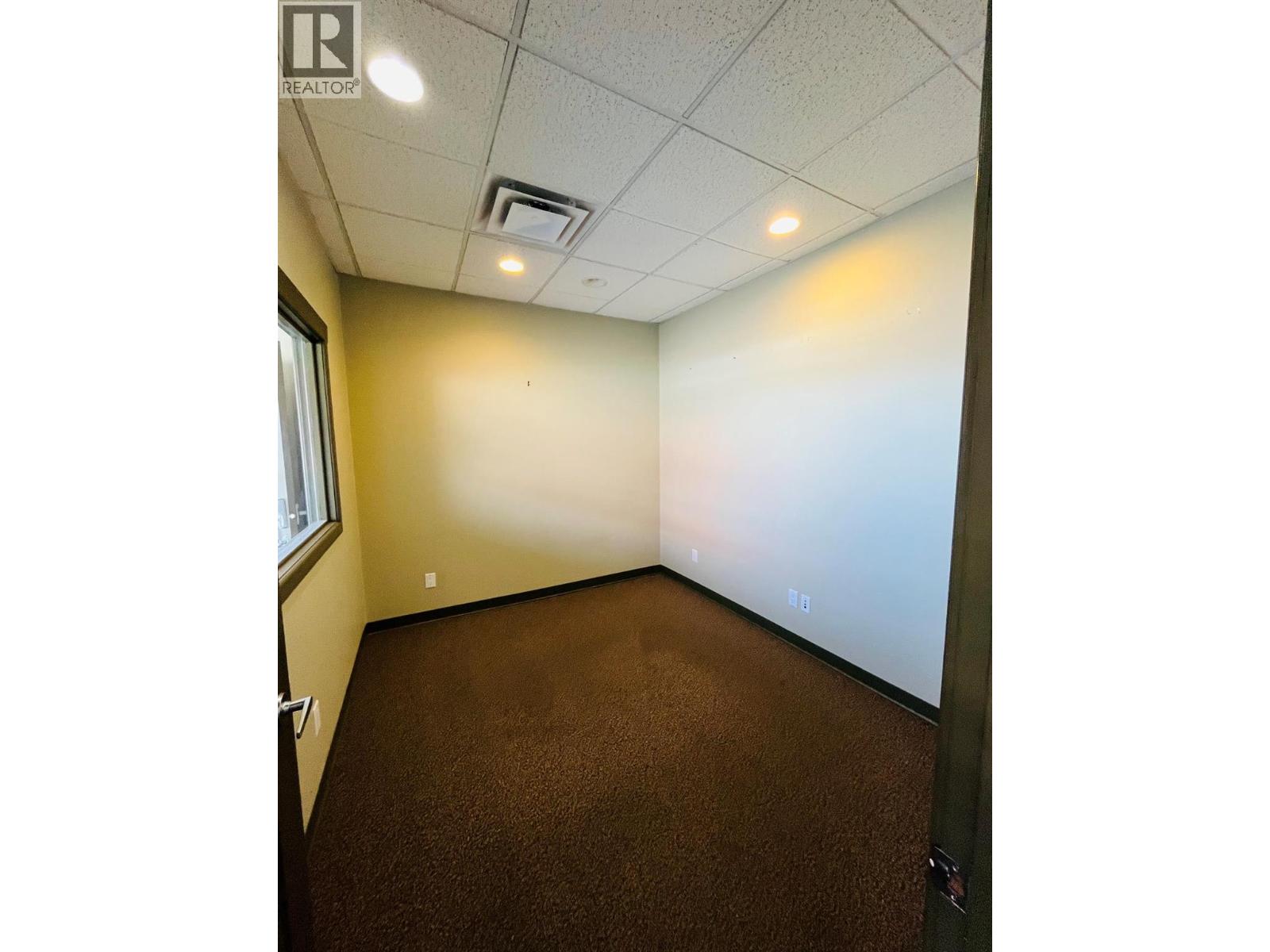 3202 32 Avenue Unit# A Property Photo 3