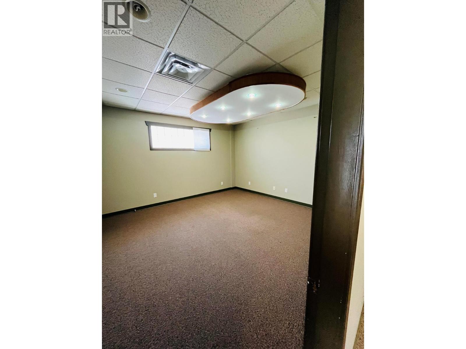 3202 32 Avenue Unit# A Property Photo 4