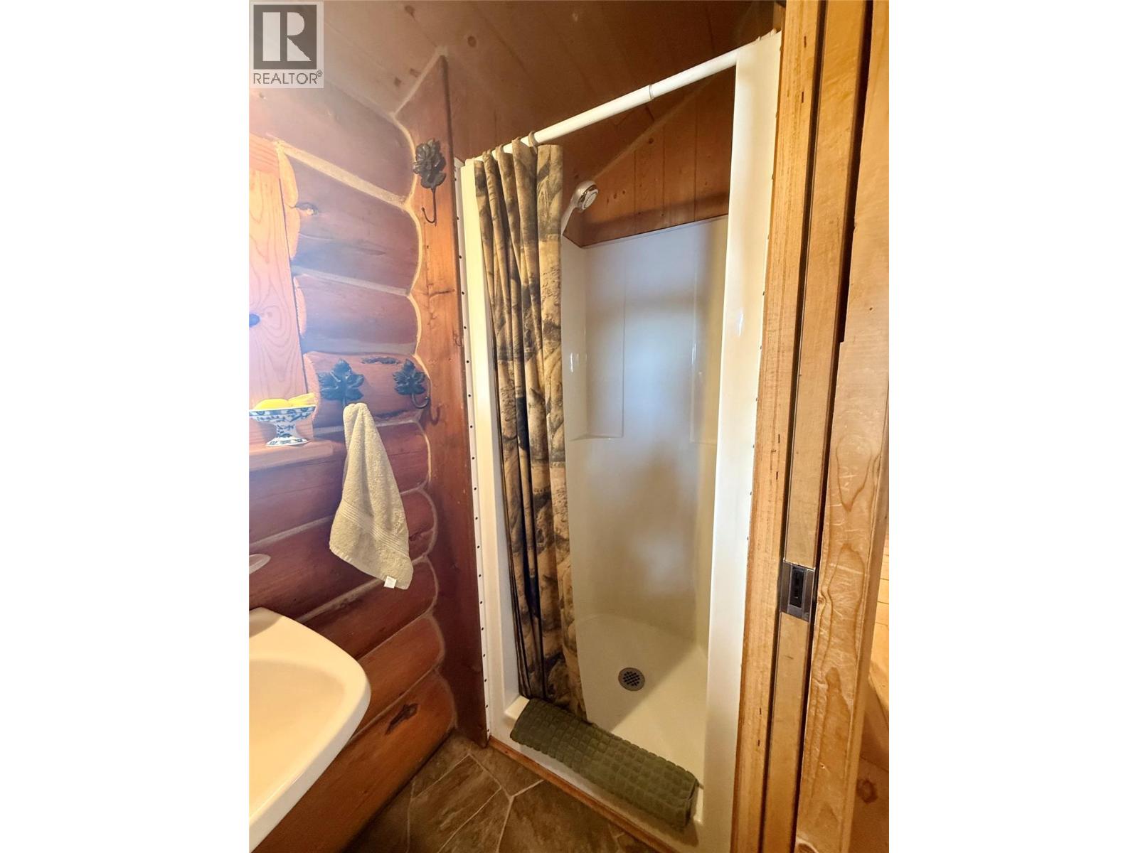 Cabin 4 Hatheume Lake Road Property Photo 20