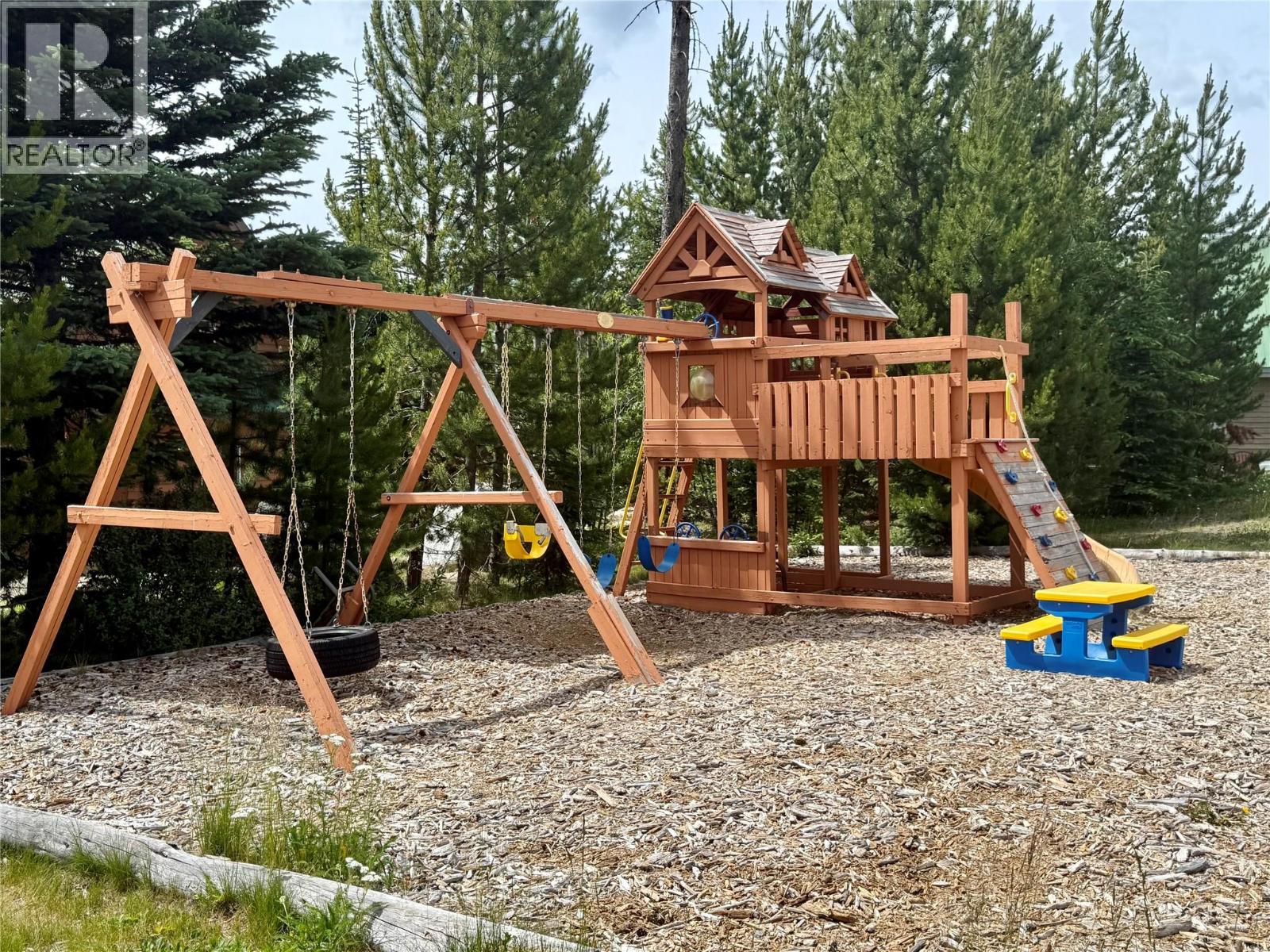Cabin 4 Hatheume Lake Road Property Photo 42