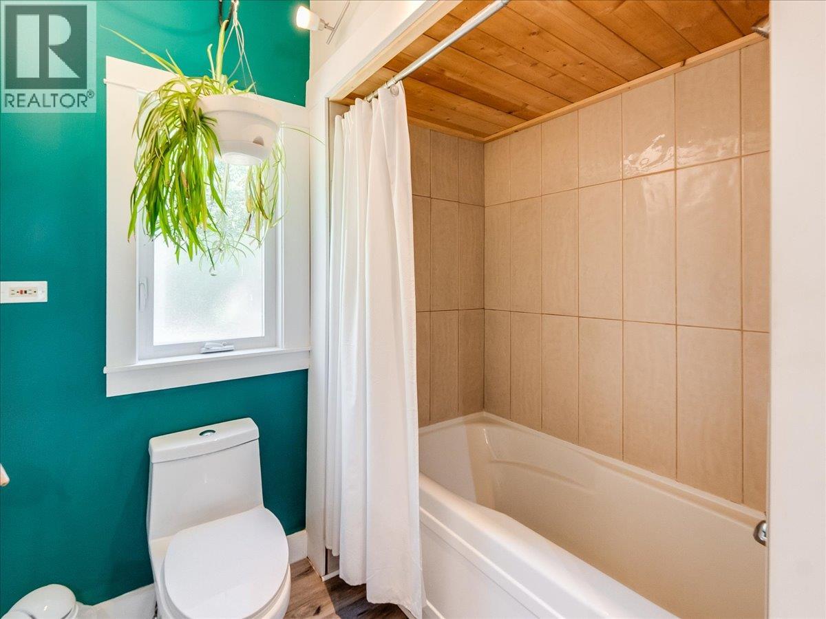 6582 Nixon Road Property Photo 16