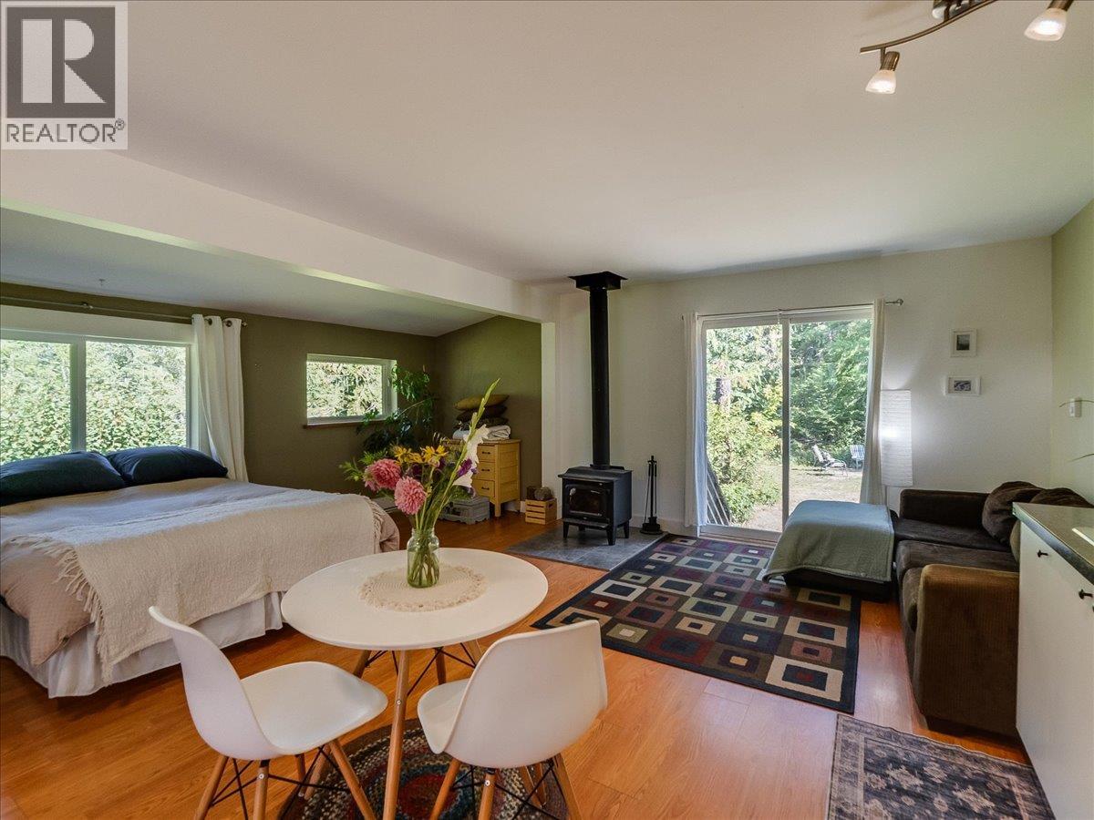 6582 Nixon Road Property Photo 24
