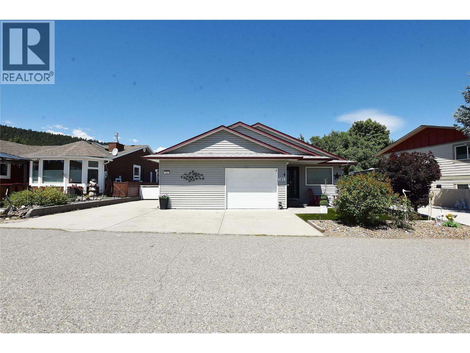 562 Meadowlark Avenue Property Photo 2