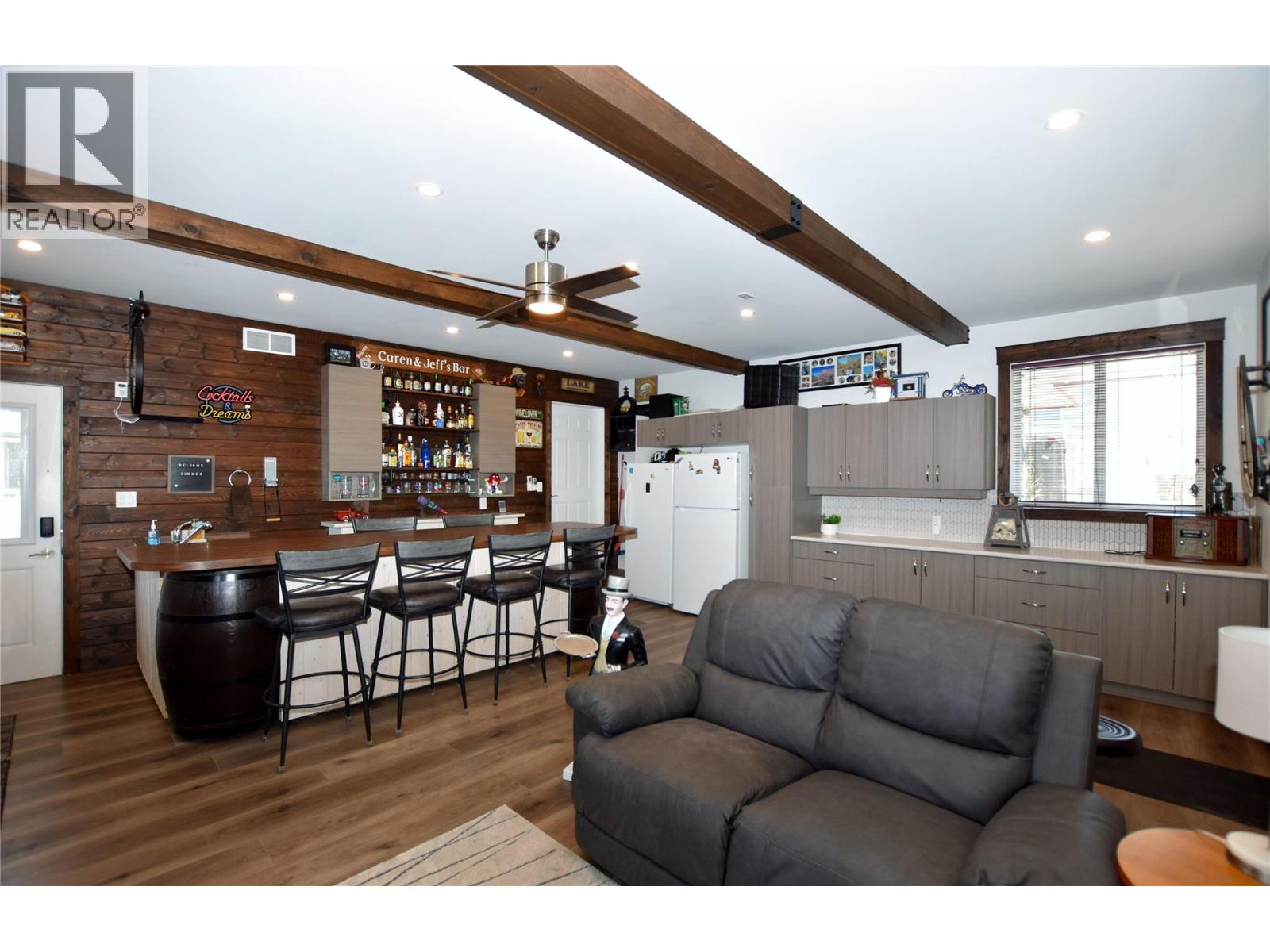 562 Meadowlark Avenue Property Photo 42