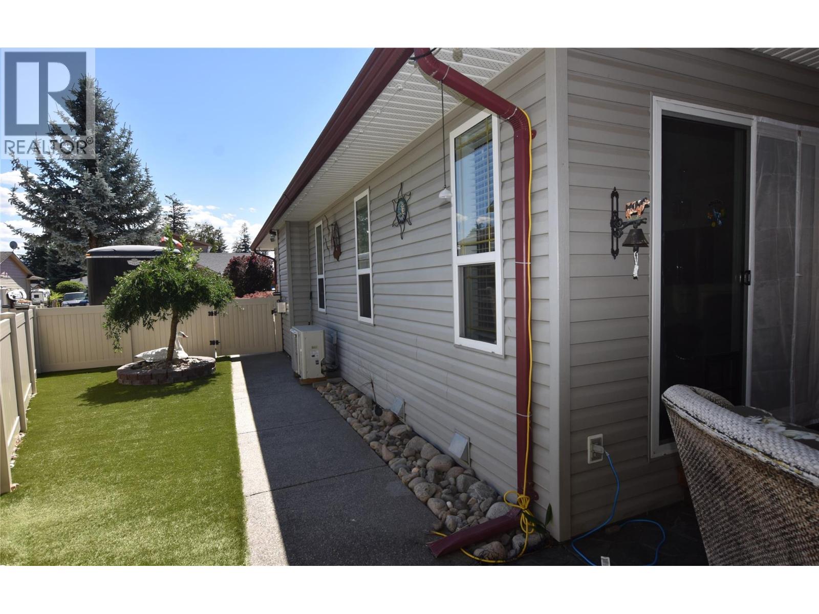 562 Meadowlark Avenue Property Photo 49
