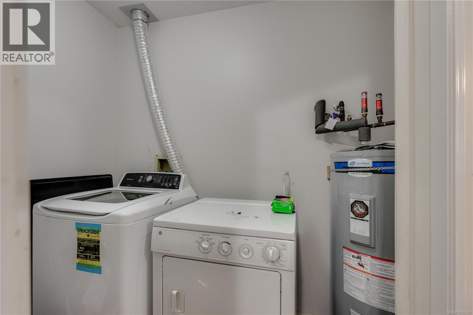 207 245 First St Property Photo 28