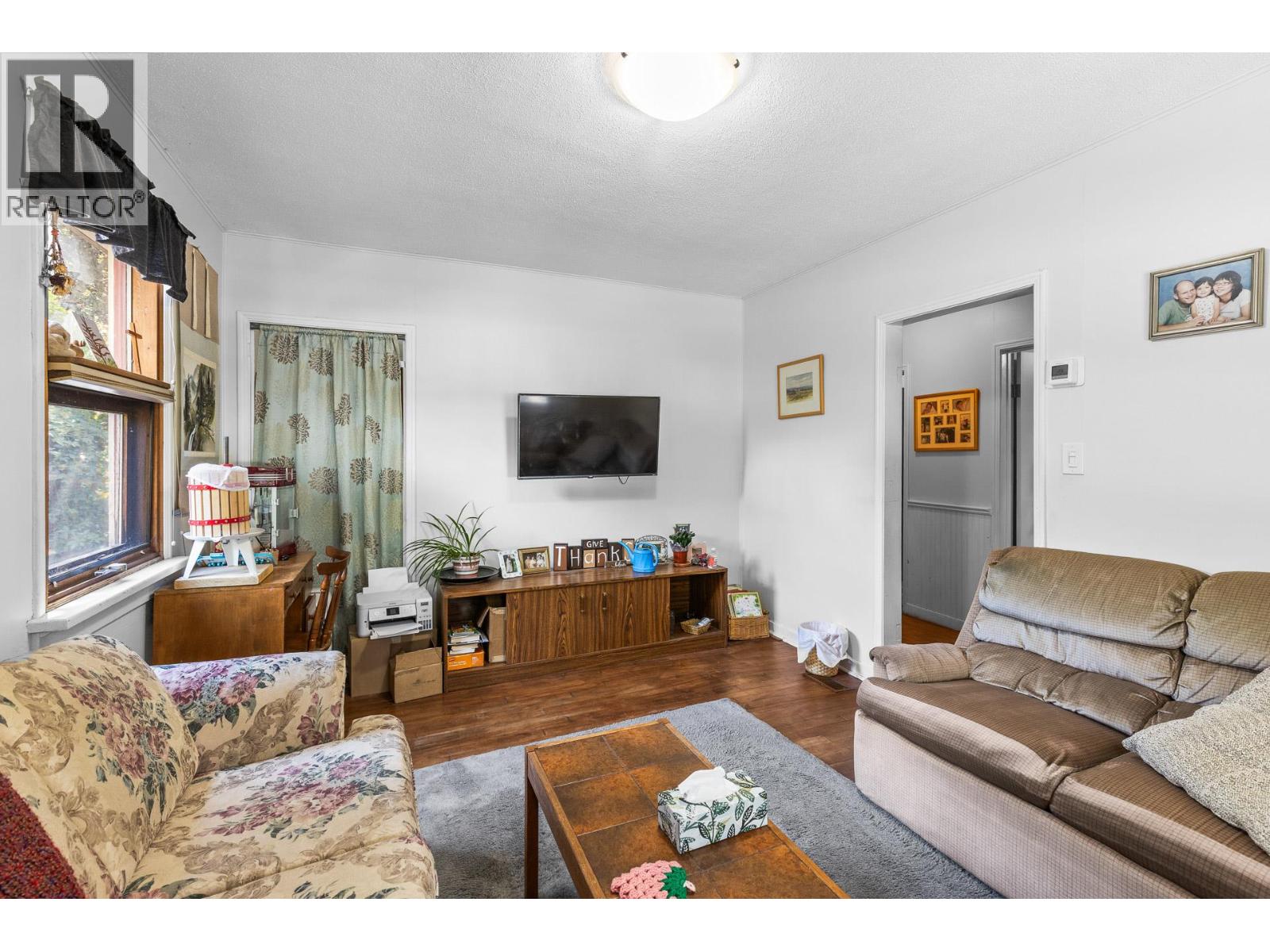 4204 29th Street Property Photo 2