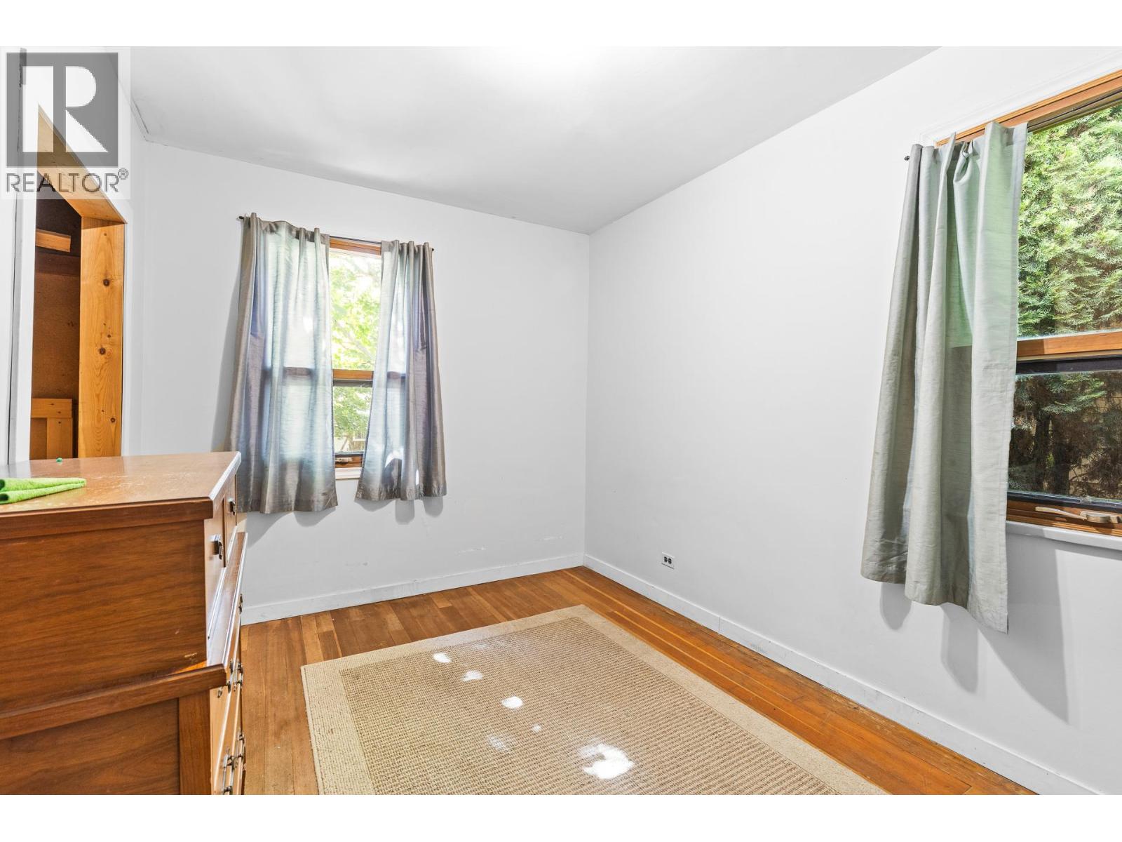 4204 29th Street Property Photo 8