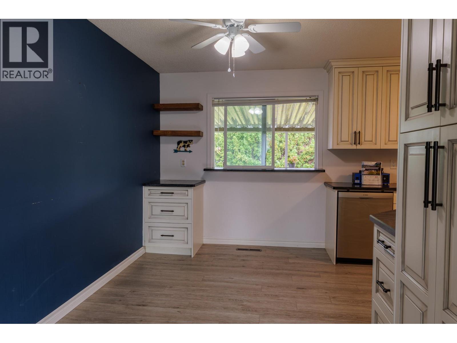 500 Mallach Road Property Photo 6