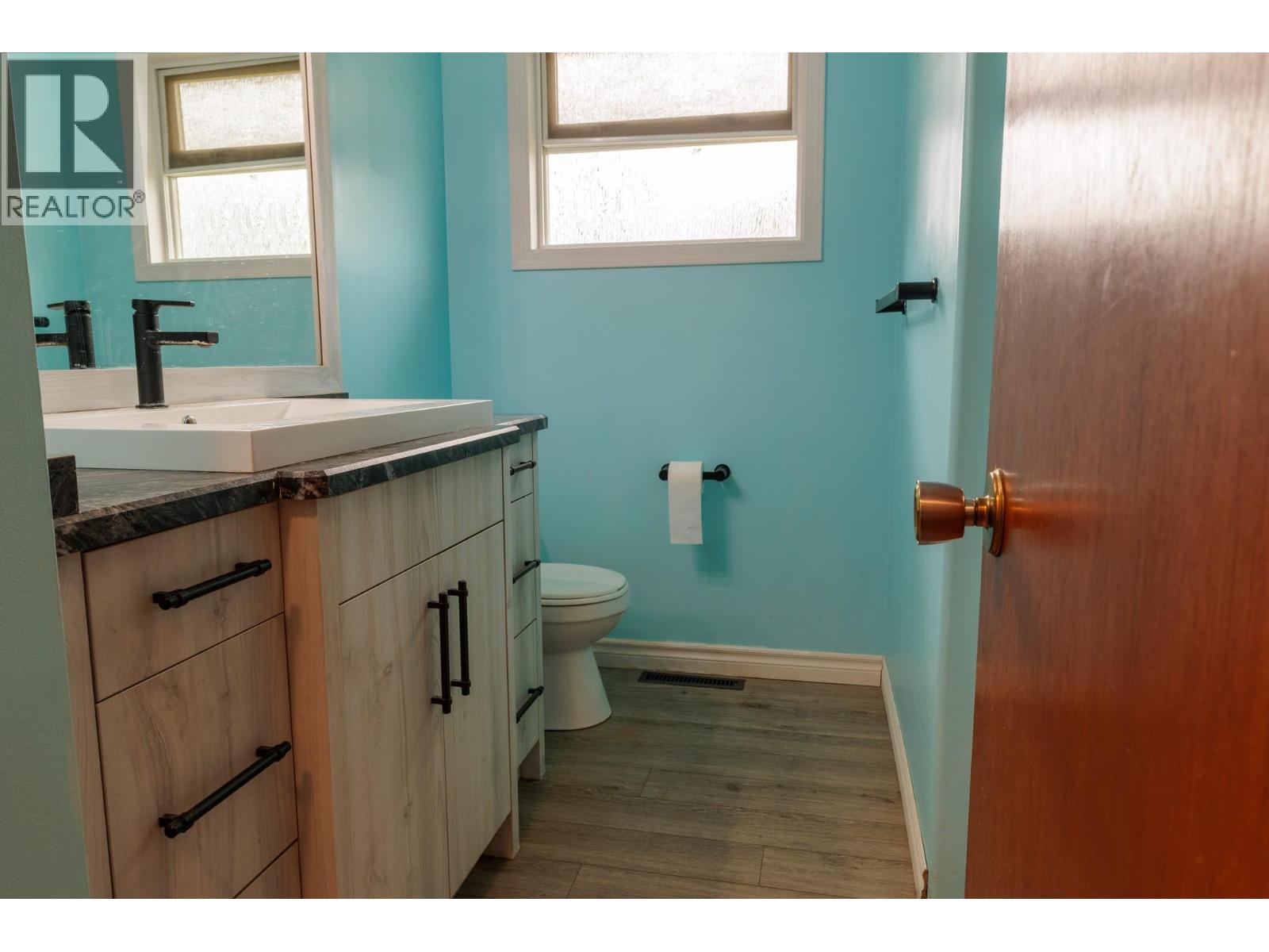 500 Mallach Road Property Photo 11