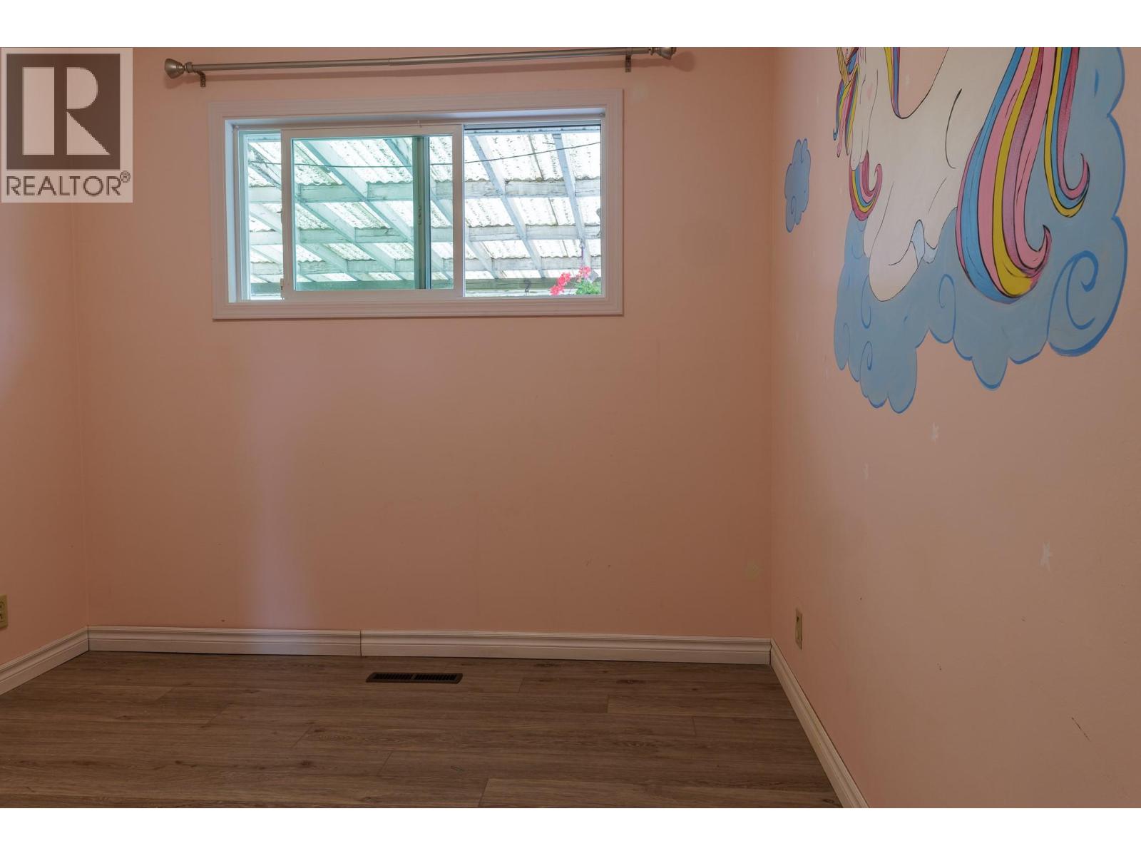 500 Mallach Road Property Photo 13