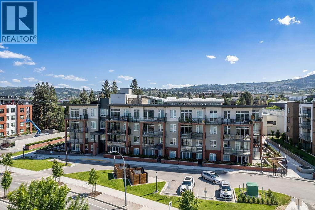 885 UNIVERSITY Drive Unit# 113