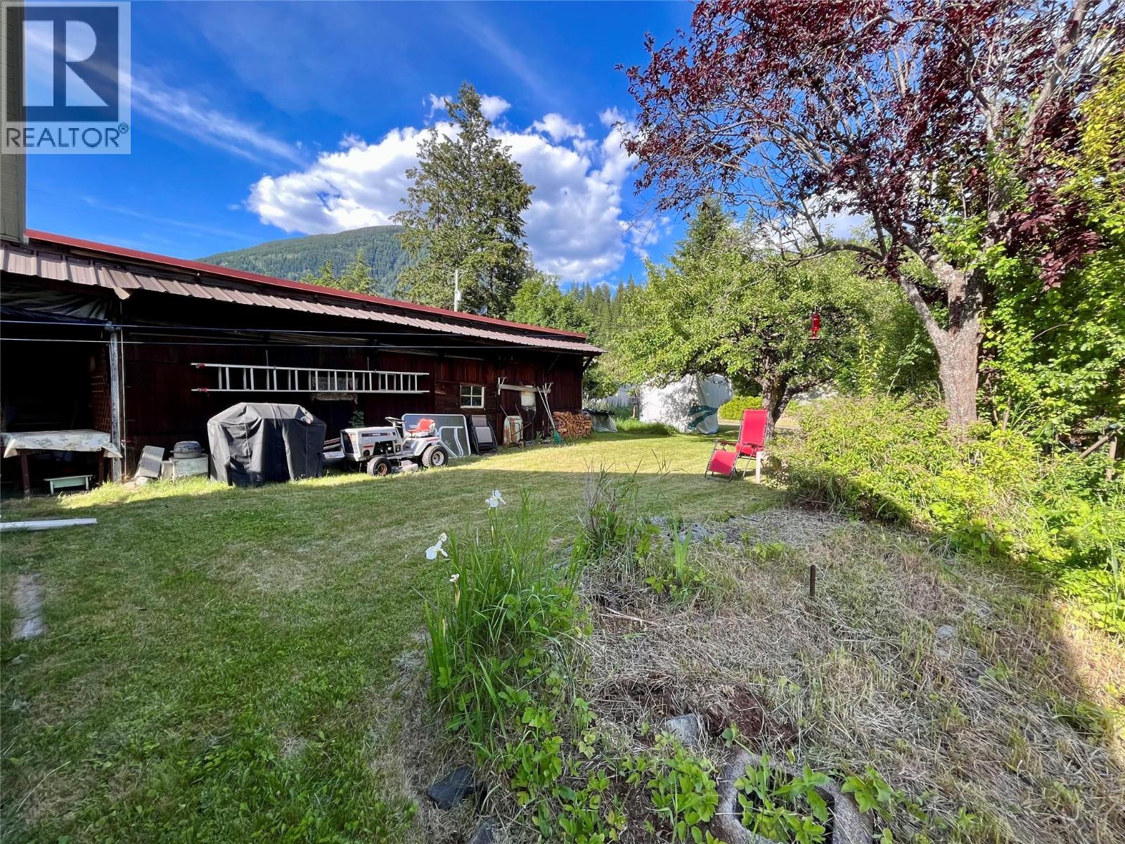 112 Josephine Street Property Photo 19