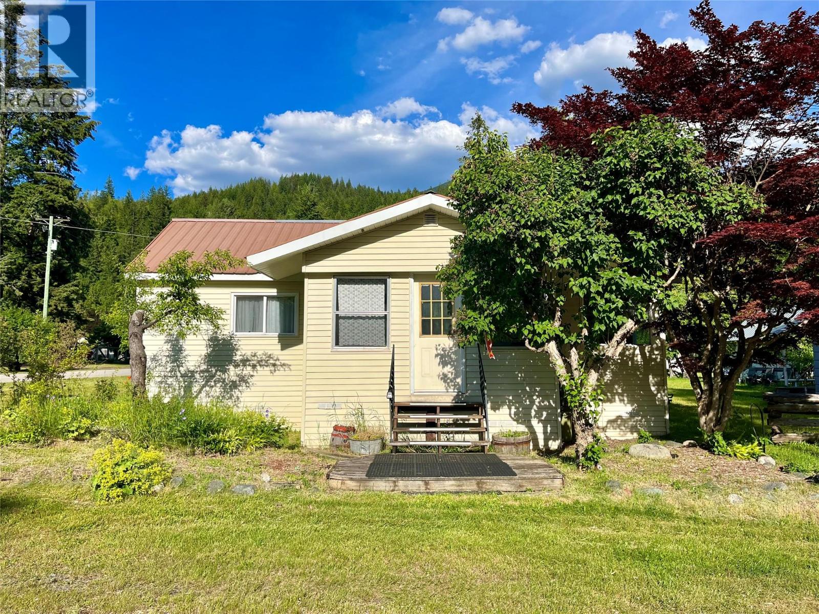 112 Josephine Street Property Photo 24