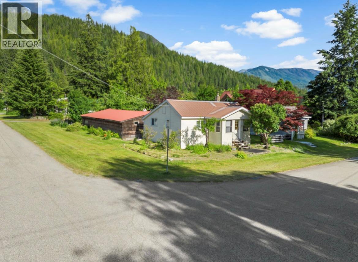 112 Josephine Street Property Photo 29