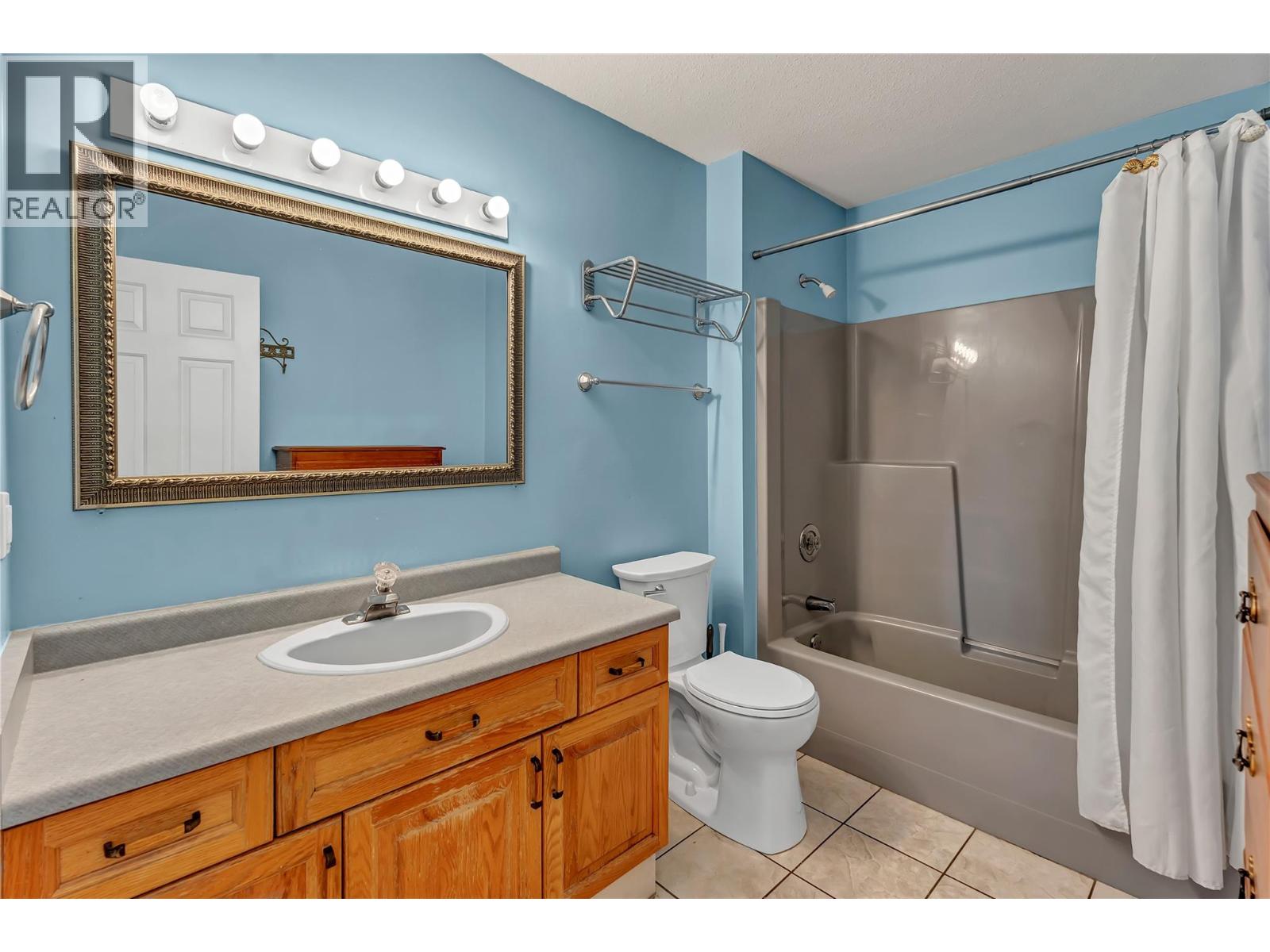 331 Sudbury Avenue Property Photo 16