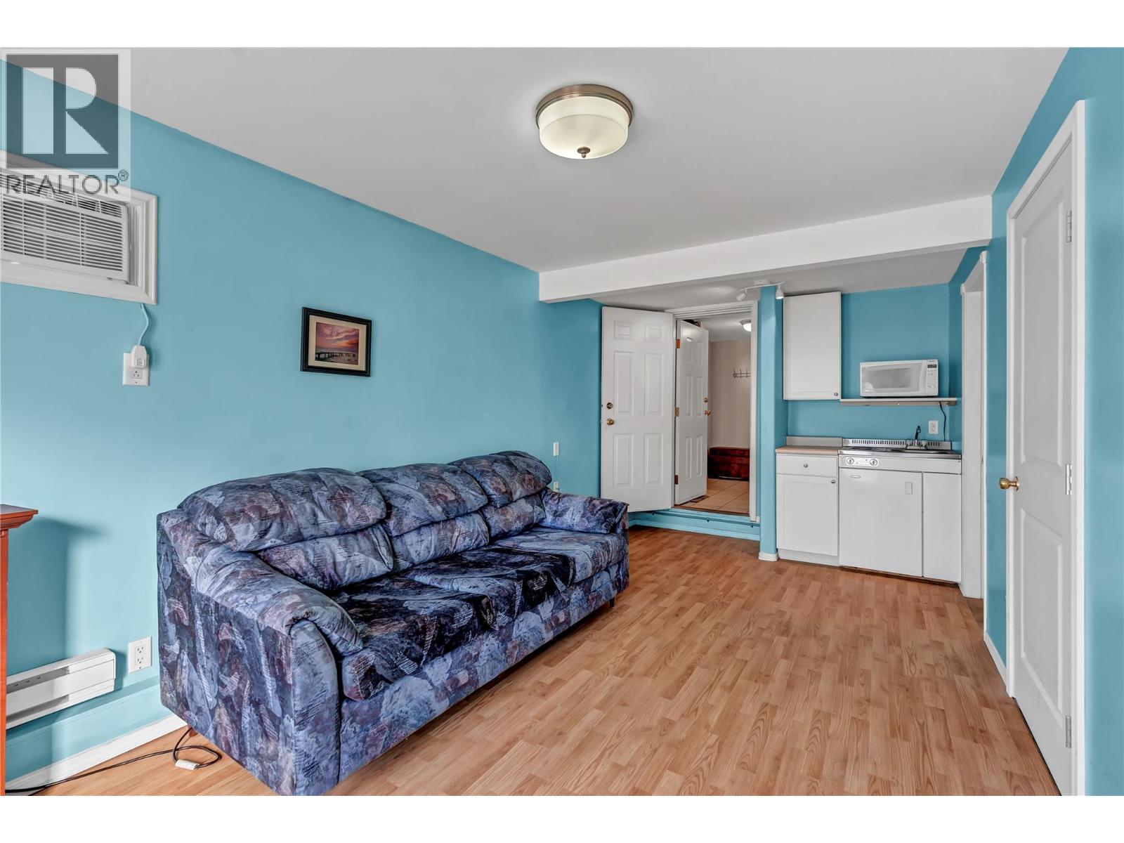 331 Sudbury Avenue Property Photo 23