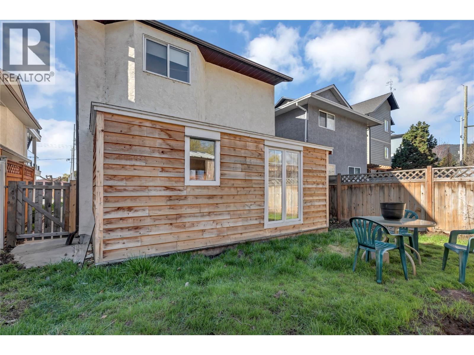 331 Sudbury Avenue Property Photo 26