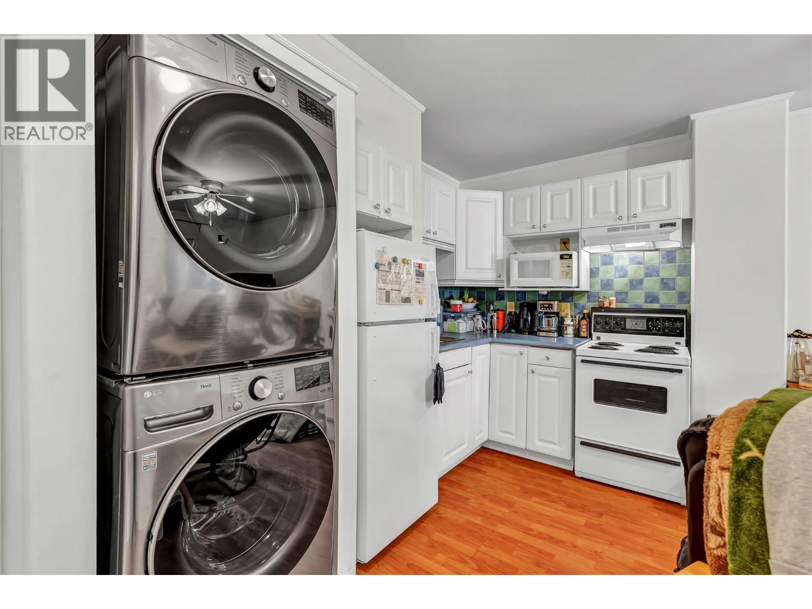 331 Sudbury Avenue Property Photo 28