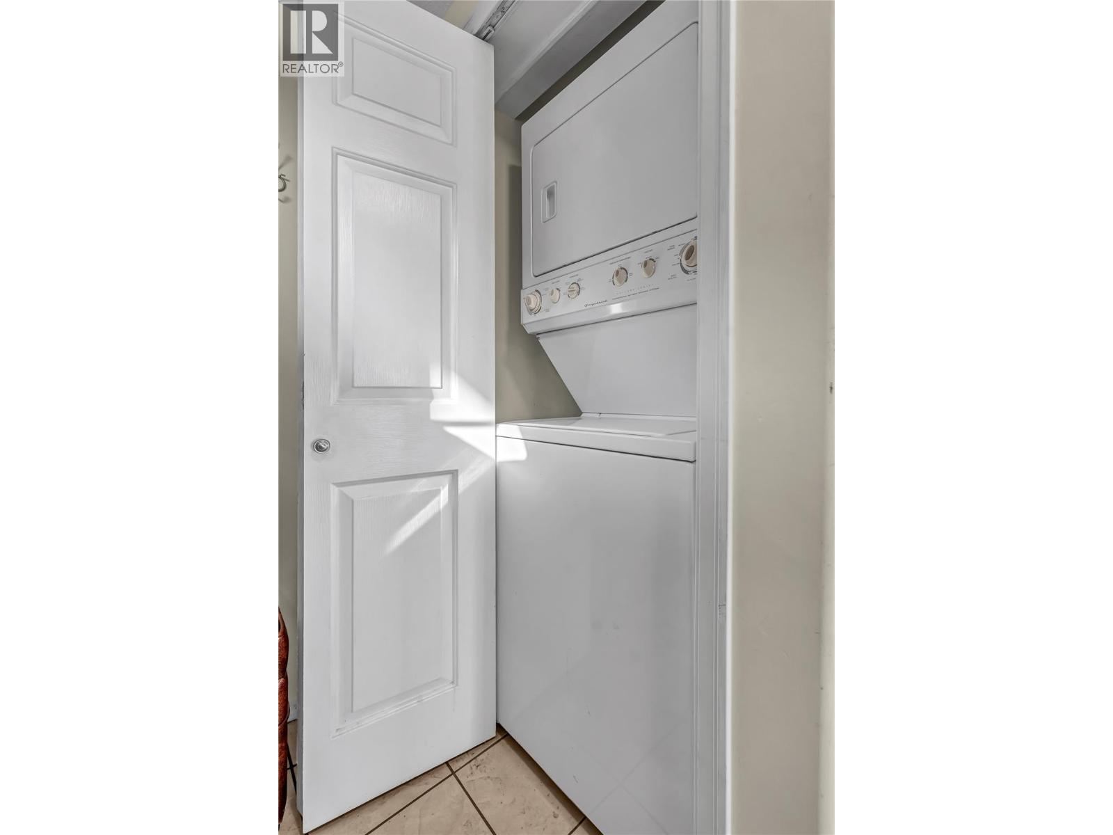 331 Sudbury Avenue Property Photo 39