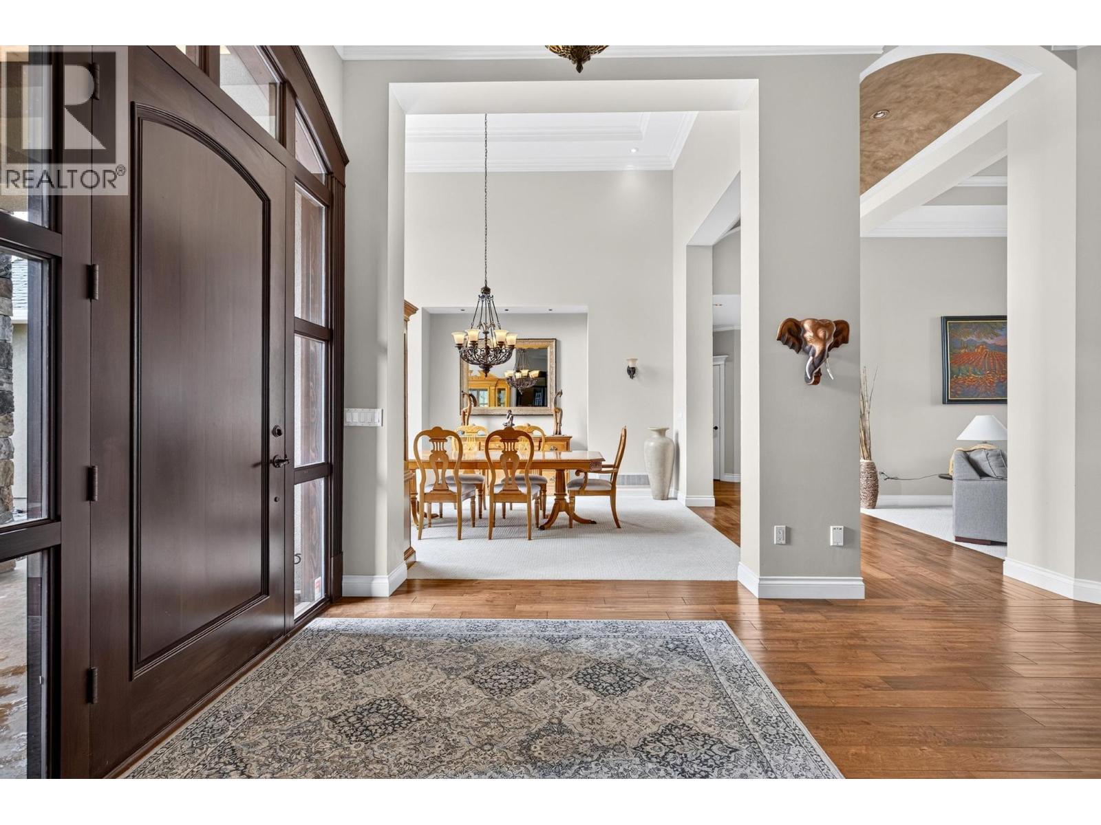 5386 Tanager Court Property Photo 6