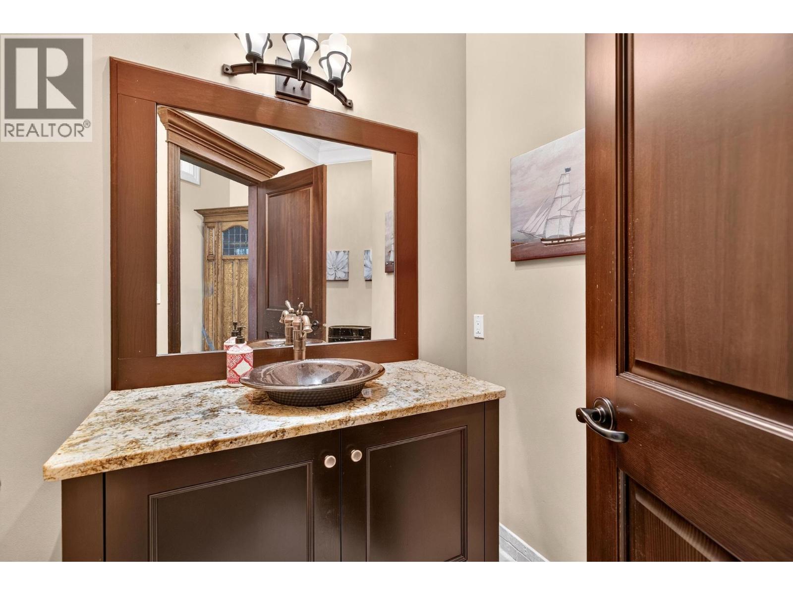 5386 Tanager Court Property Photo 11