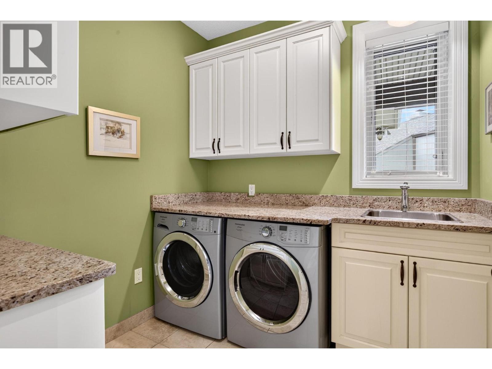 5386 Tanager Court Property Photo 29
