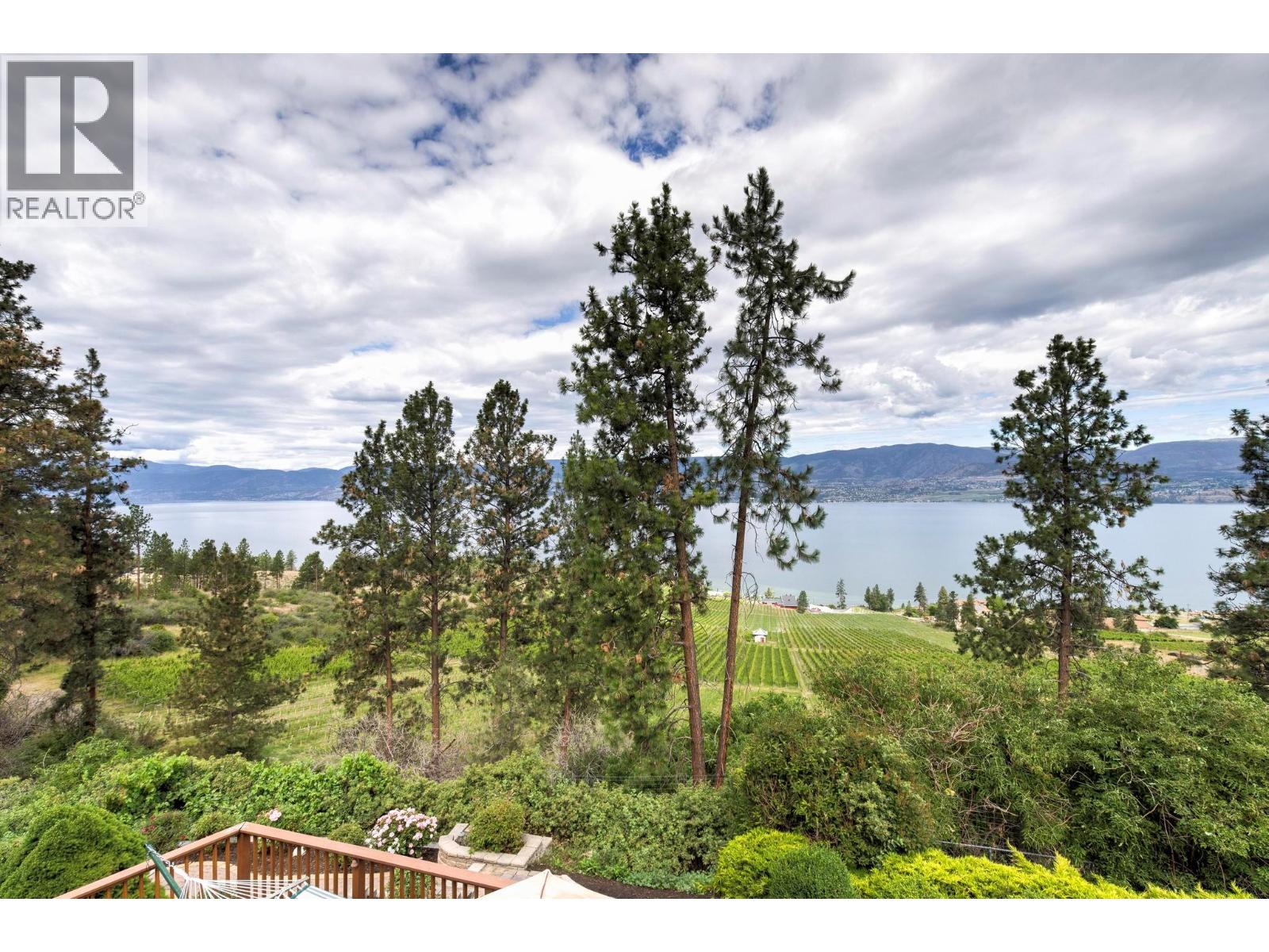 5386 Tanager Court Property Photo 34